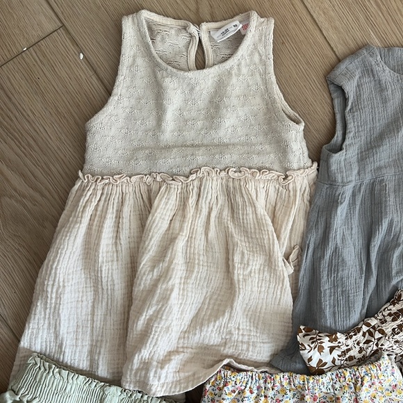 12-24m baby girl bundle | Zara, SANNA, Cecil and Lou, Old Navy, Easy Peasy - Picture 5 of 12